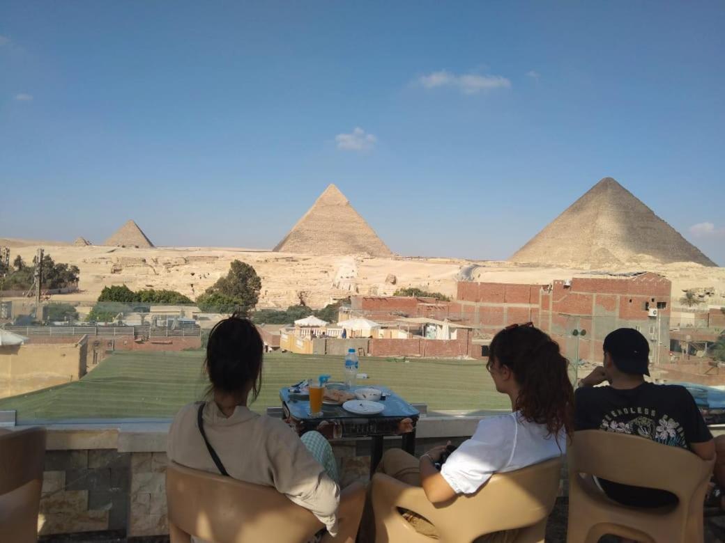 Pyramids Magic View Inn Каир Экстерьер фото
